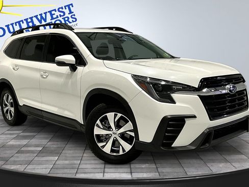 Used 2023 Subaru Ascent Premium AWD/4WD image 3