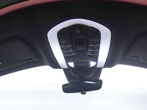 Used 2020 Porsche Macan S AWD/4WD image 27