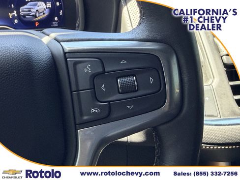 Used 2023 Chevrolet Tahoe Premier AWD/4WD image 30