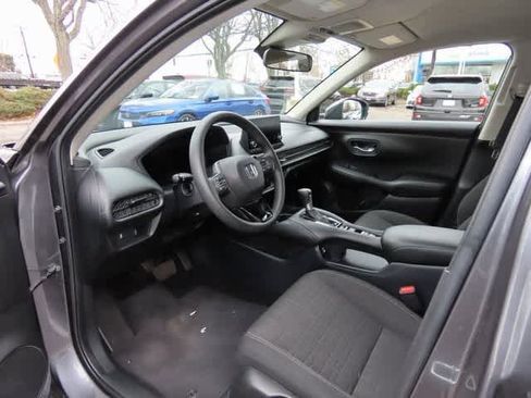 Certified 2023 Honda HR-V LX image 2