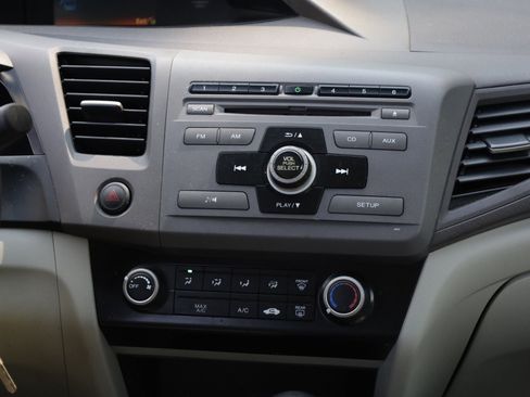 Used 2012 Honda Civic LX image 7
