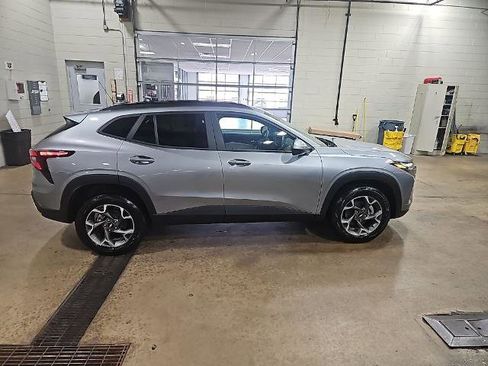 New 2026 Chevrolet Trax LT w/ Driver Confidence Package image 7