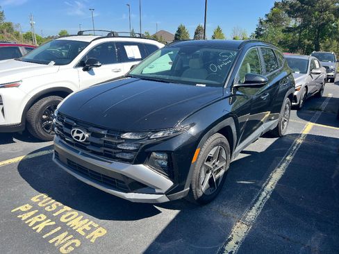 Used 2025 Hyundai Tucson SEL image 1
