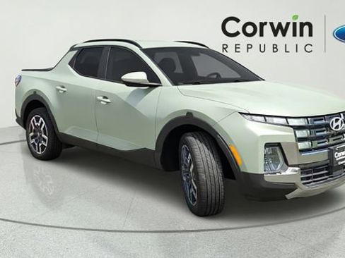 Used 2025 Hyundai Santa Cruz Limited AWD/4WD image 8