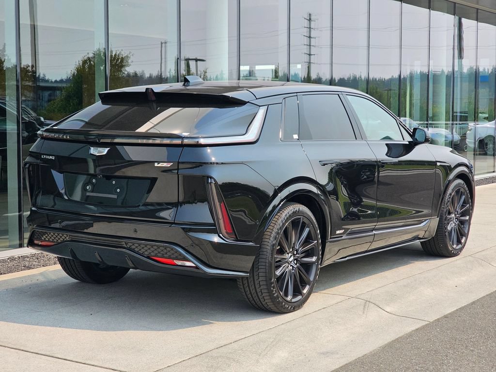 New 2026 Cadillac Lyriq V AWD/4WD image 5