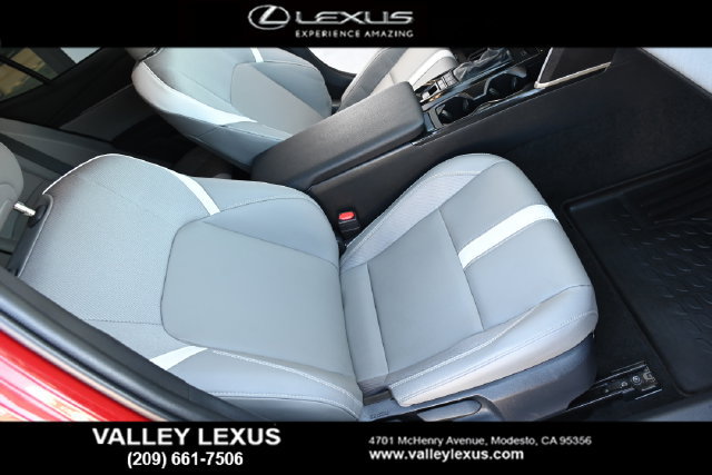 Used 2026 Toyota Camry SE FWD image 20