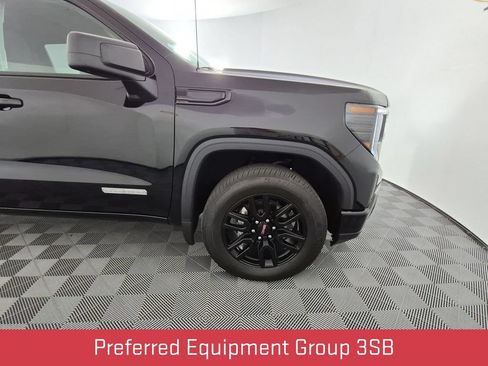 Used 2023 GMC Sierra 1500 Elevation AWD/4WD image 11