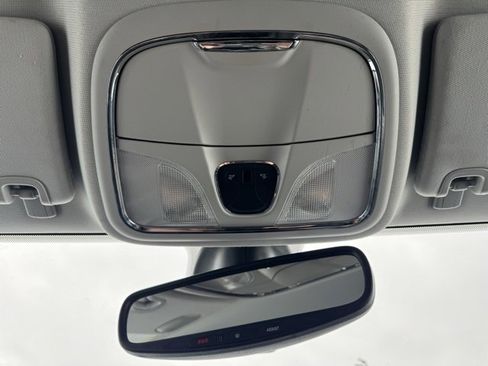 Used 2019 Jeep Cherokee Trailhawk image 34