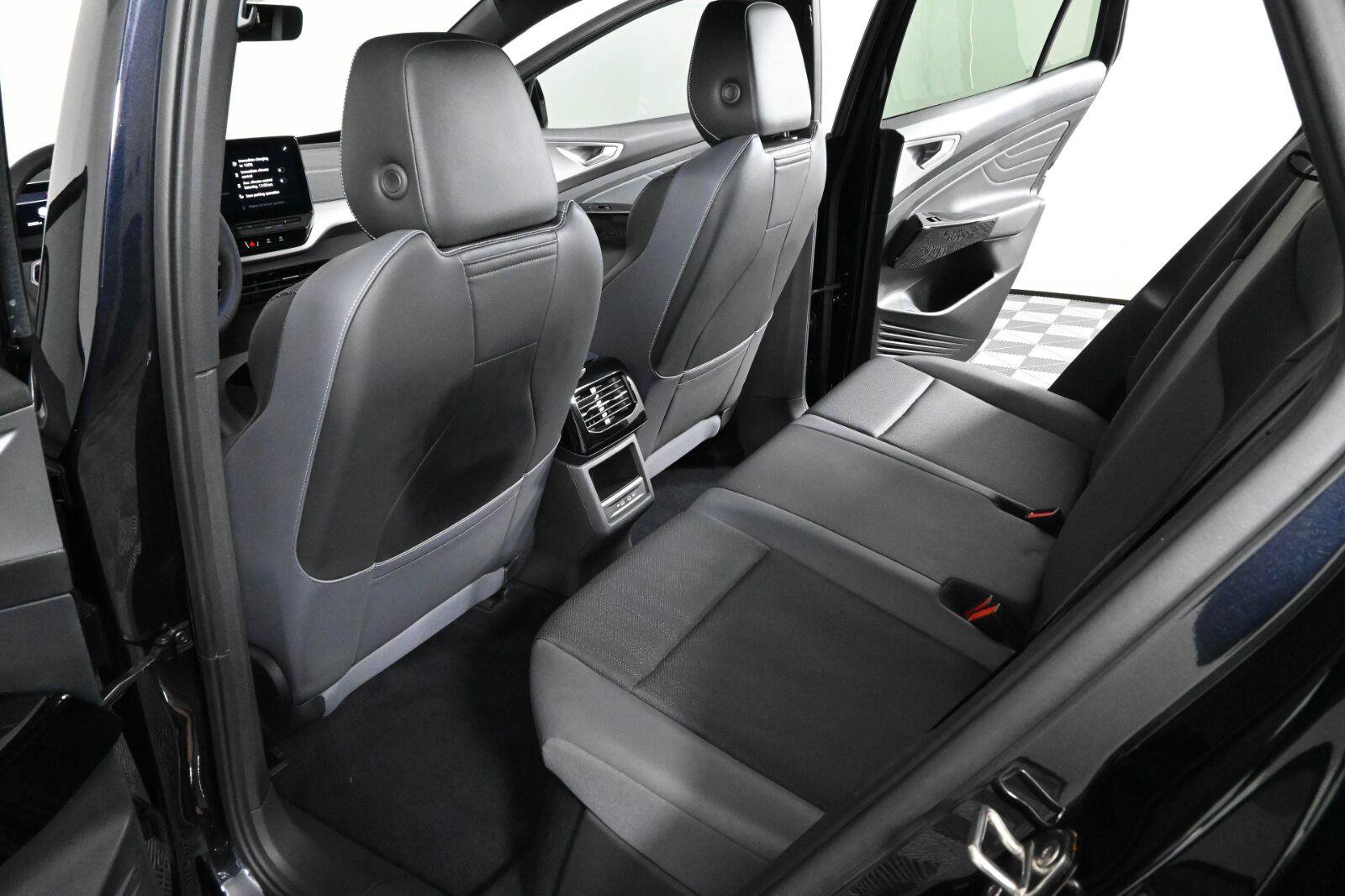 Certified 2023 Volkswagen ID.4 Pro S RWD image 14