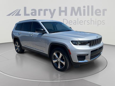 Used 2022 Jeep Grand Cherokee L Limited RWD image 7