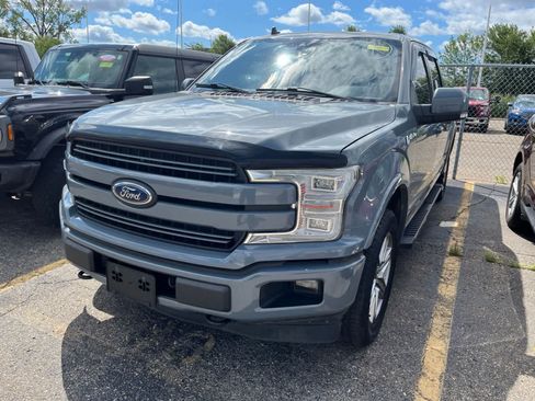 Used 2019 Ford F150 Lariat w/ Equipment Group 502A Luxury AWD/4WD image 4