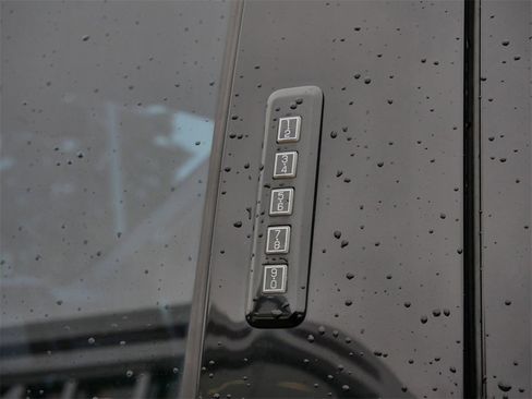 Used 2017 Ford F250 Lariat w/ Lariat Ultimate Package image 17