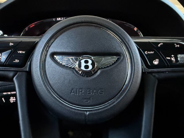 Used 2017 Bentley Bentayga AWD/4WD image 24