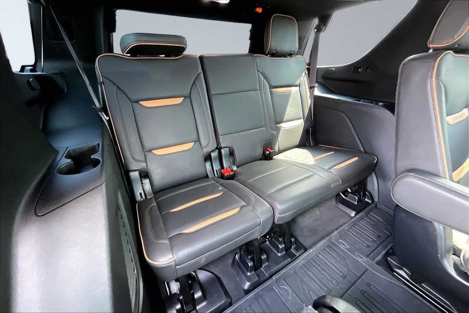 Used 2024 GMC Yukon AT4 w/ AT4 Premium Plus Package AWD/4WD image 29