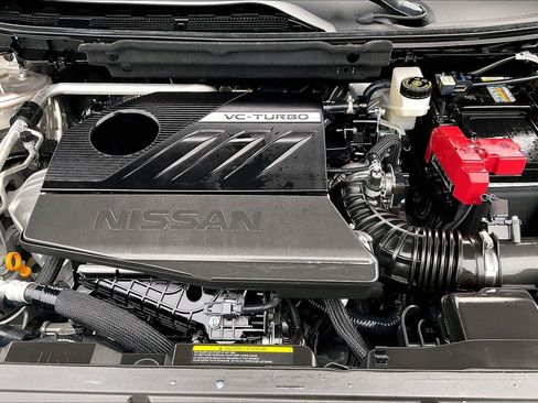 Certified 2025 Nissan Rogue Platinum w/ Platinum Premium Package image 11