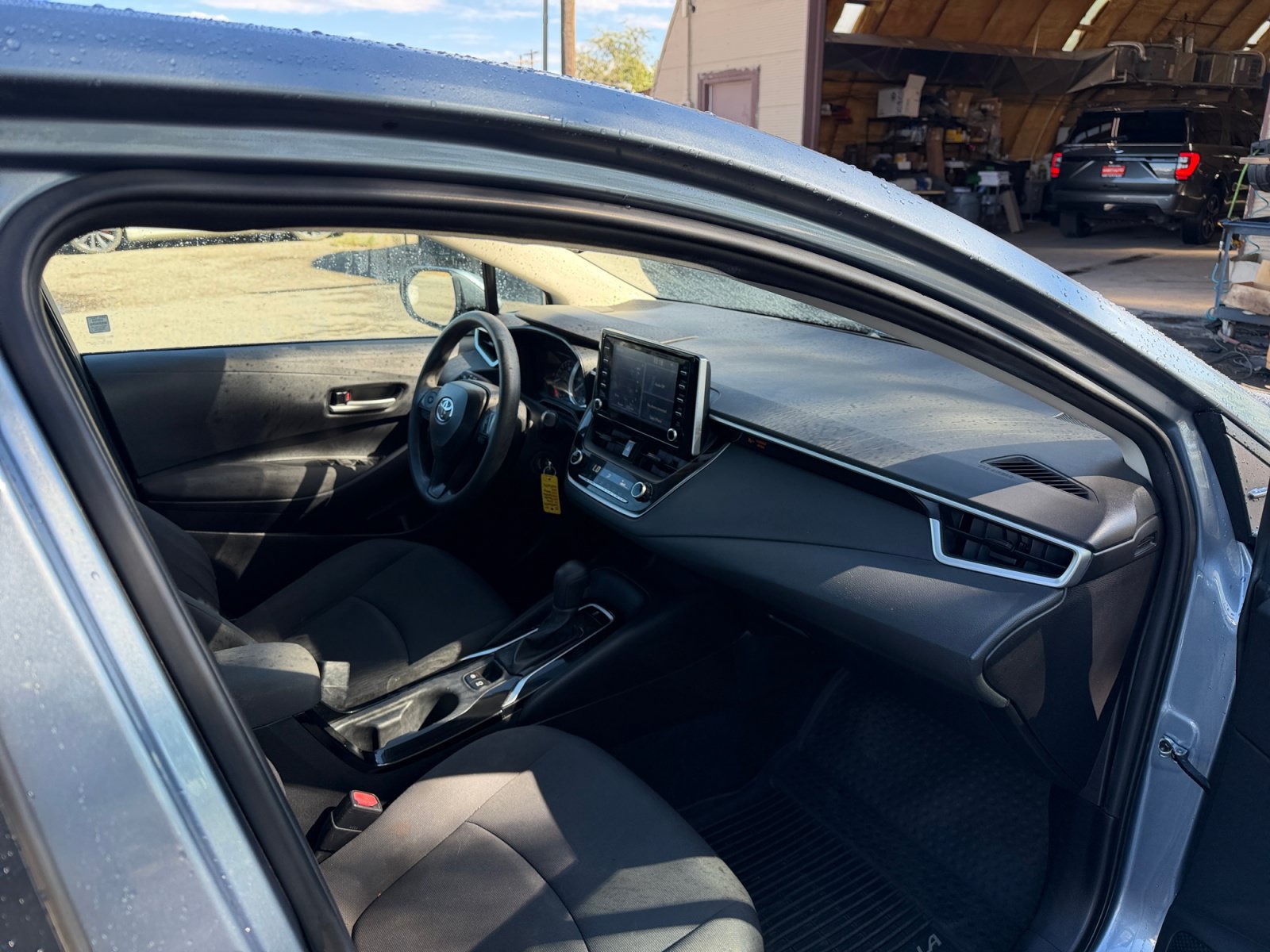 Used 2020 Toyota Corolla LE FWD image 16