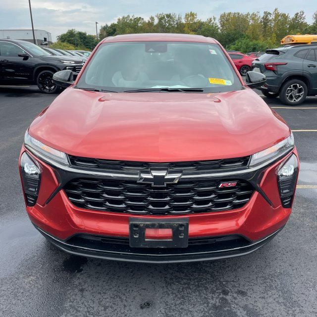 Used 2024 Chevrolet Trax RS w/ Driver Confidence Package FWD image 9