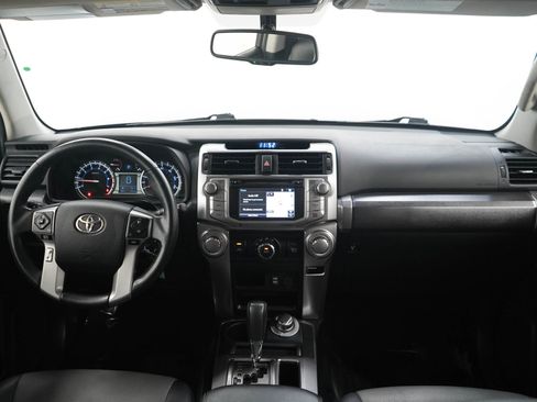 Used 2018 Toyota 4Runner SR5 Premium AWD/4WD image 13