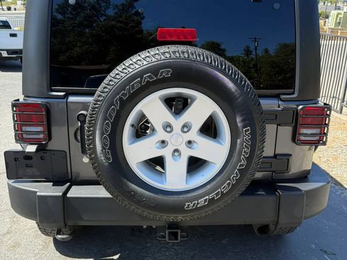 Used 2016 Jeep Wrangler Unlimited Sport w/ Quick Order Package 24S AWD/4WD image 6