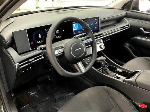 Used 2025 Hyundai Tucson SEL image 16