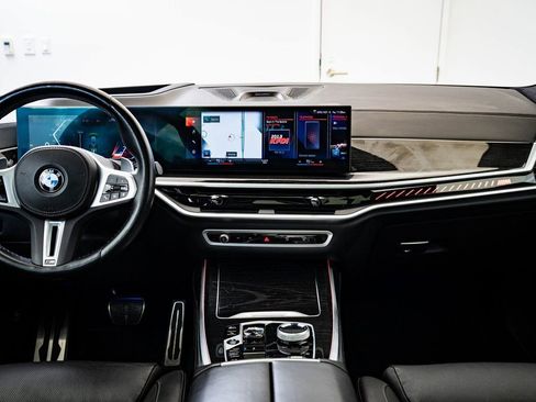 Used 2023 BMW X7 M60i w/ Executive Package image 29