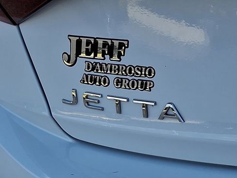 Certified 2024 Volkswagen Jetta Sport image 35