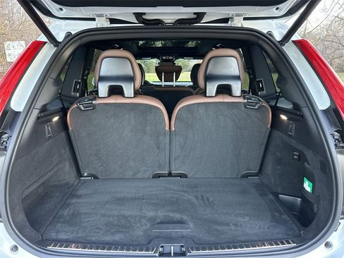 Certified 2024 Volvo XC90 B5 Plus w/ Protection Package Premier image 28