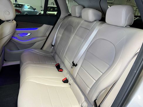 Certified 2022 Mercedes-Benz GLC 300 4MATIC image 23