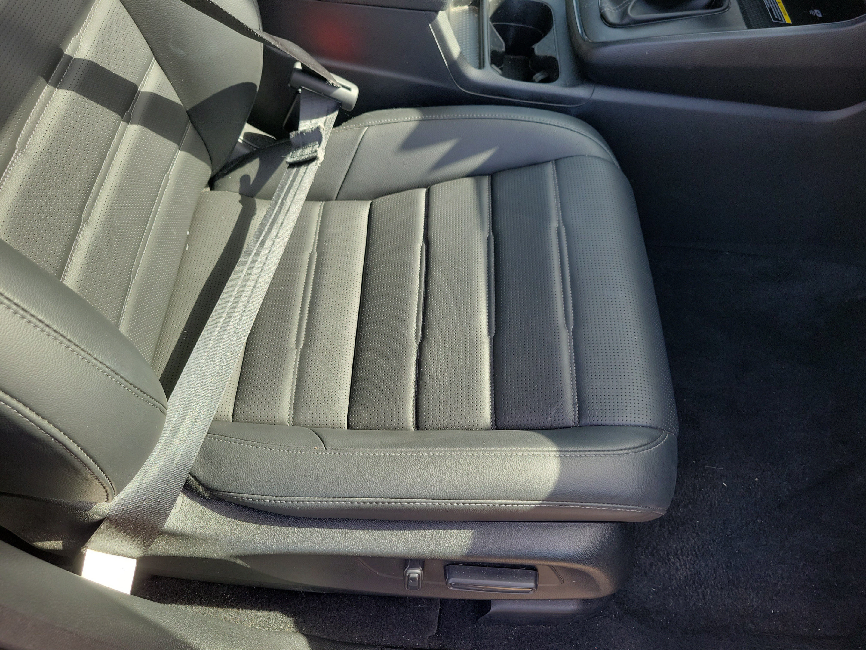 Used 2024 Honda CR-V EX-L image 19