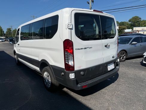 Used 2024 Ford Transit 350 XLT RWD image 7