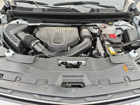 Used 2025 Chevrolet Traverse LT AWD/4WD image 15