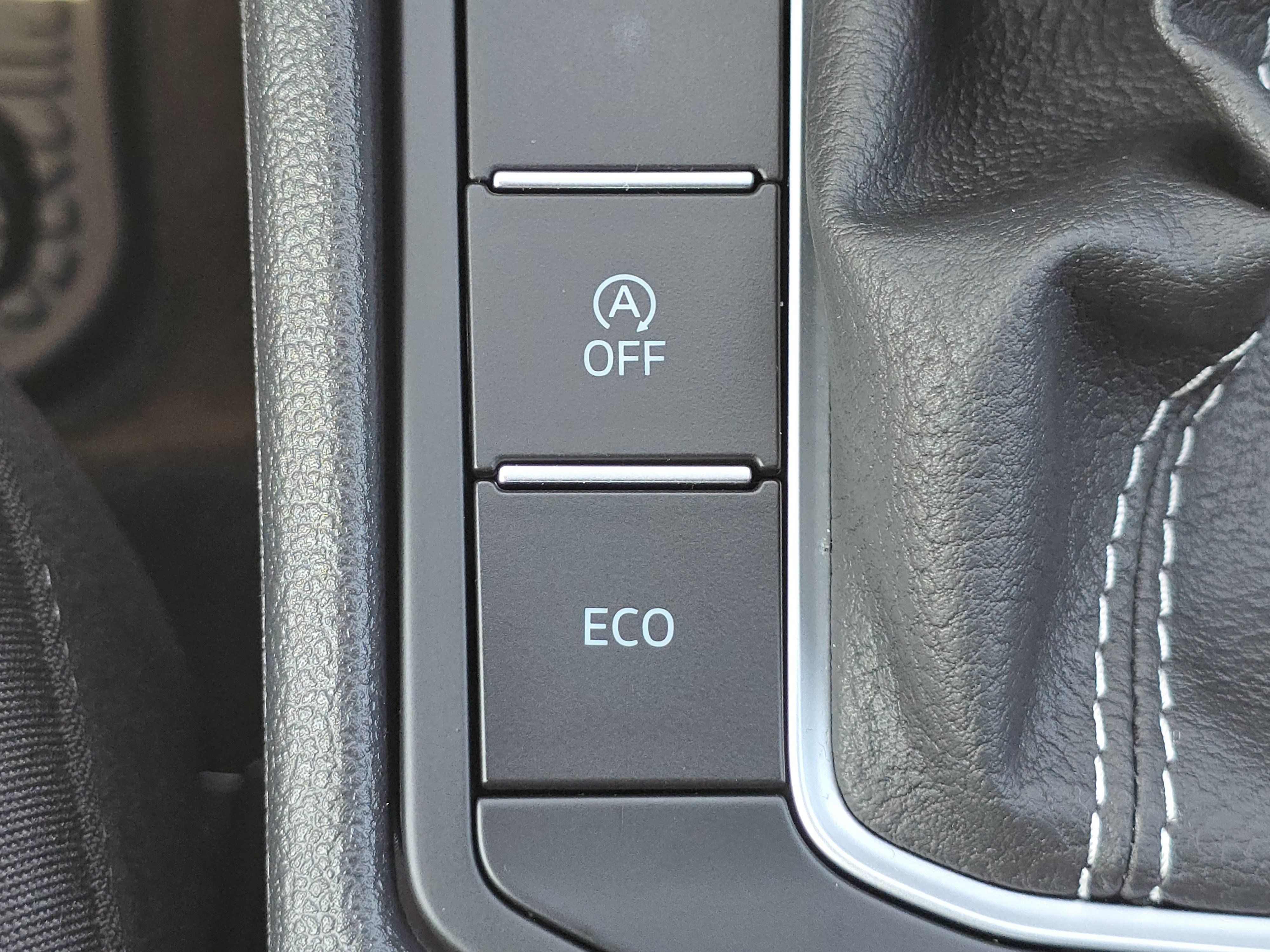 Certified 2026 Volkswagen Jetta Sport FWD image 25