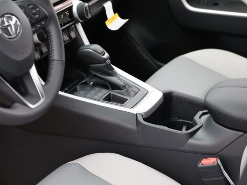 Certified 2025 Toyota RAV4 XLE Premium image 15