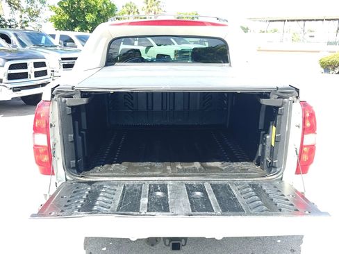 Used 2013 Chevrolet Avalanche LTZ AWD/4WD image 7