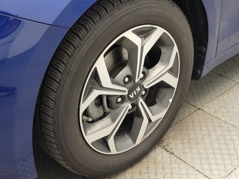 Used 2021 Kia Forte LXS image 31