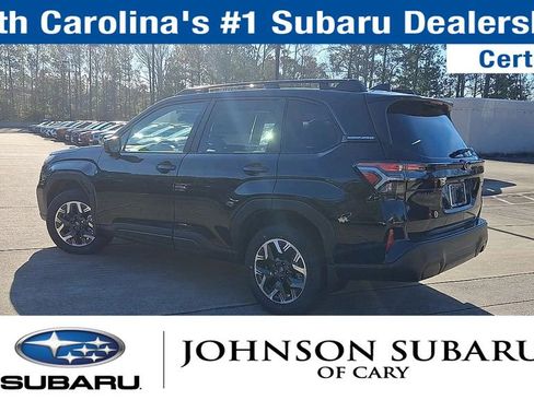 Used 2026 Subaru Forester Premium image 8