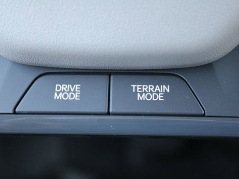 New 2026 Kia EV9 Wind image 38