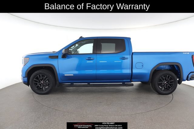 Used 2023 GMC Sierra 1500 Elevation w/ LPO, Elevation Black Package AWD/4WD image 7