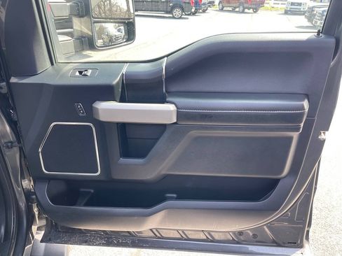 Used 2019 Ford F150 Lariat w/ Equipment Group 502A Luxury AWD/4WD image 36