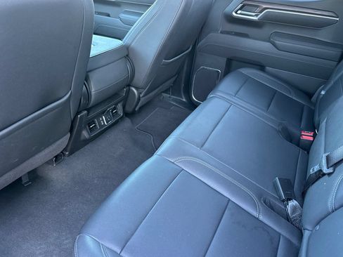 Used 2025 GMC Sierra 1500 SLT RWD image 14
