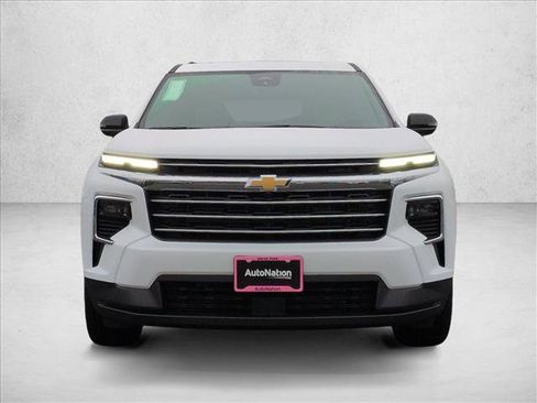 New 2026 Chevrolet Traverse LT w/ Sun and Wheel Package image 6