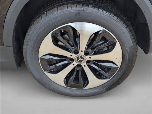 Used 2026 Mercedes-Benz GLA 250 image 9