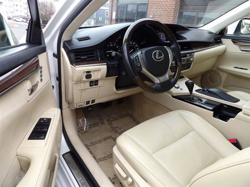 Used 2015 Lexus ES 350 image 10