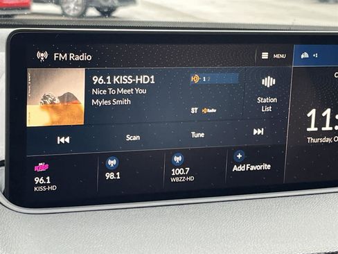 Used 2023 Acura MDX SH-AWD image 22