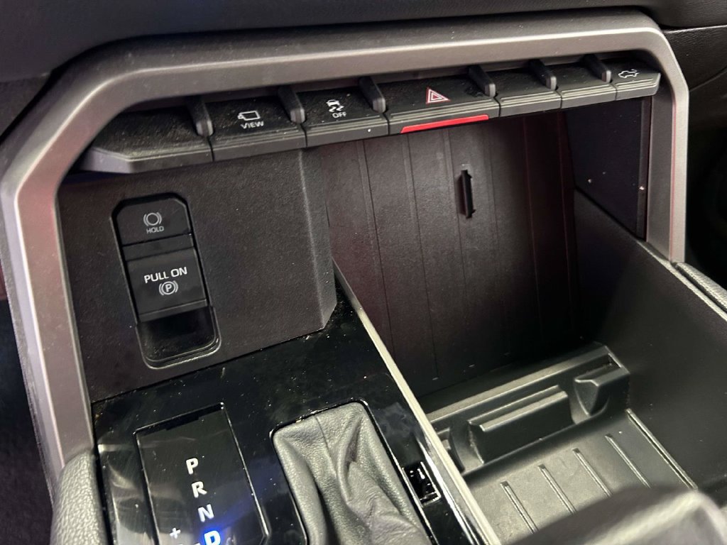 Certified 2025 Toyota Tundra Limited AWD/4WD image 25
