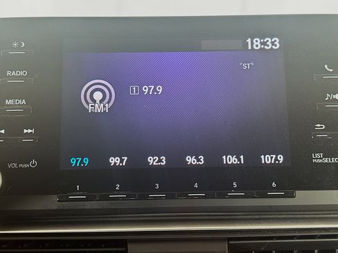 Used 2019 Honda Accord LX image 19