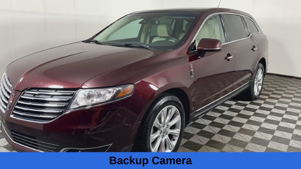 Used 2017 Lincoln MKT FWD image 6