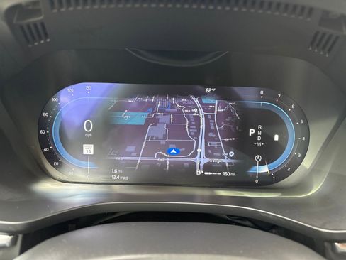 Certified 2022 Volvo XC60 B5 Inscription w/ Climate Package image 18