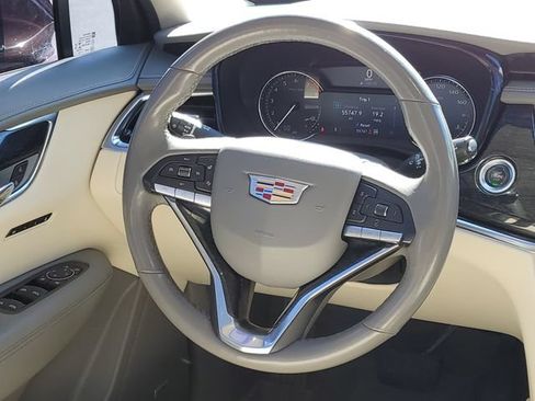 Certified 2022 Cadillac XT6 Premium Luxury w/ LPO, Floor Liner Package AWD/4WD image 19