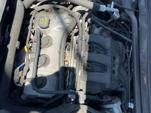 Used 2011 Ford Taurus SEL w/ 202A Rapid Spec Order Code FWD image 24